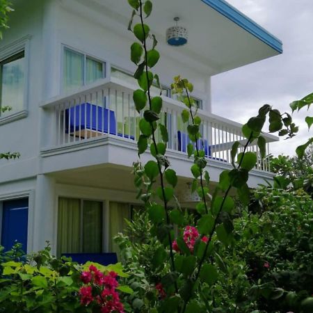 Sweetwater Resort Zamboanguita  Buitenkant foto