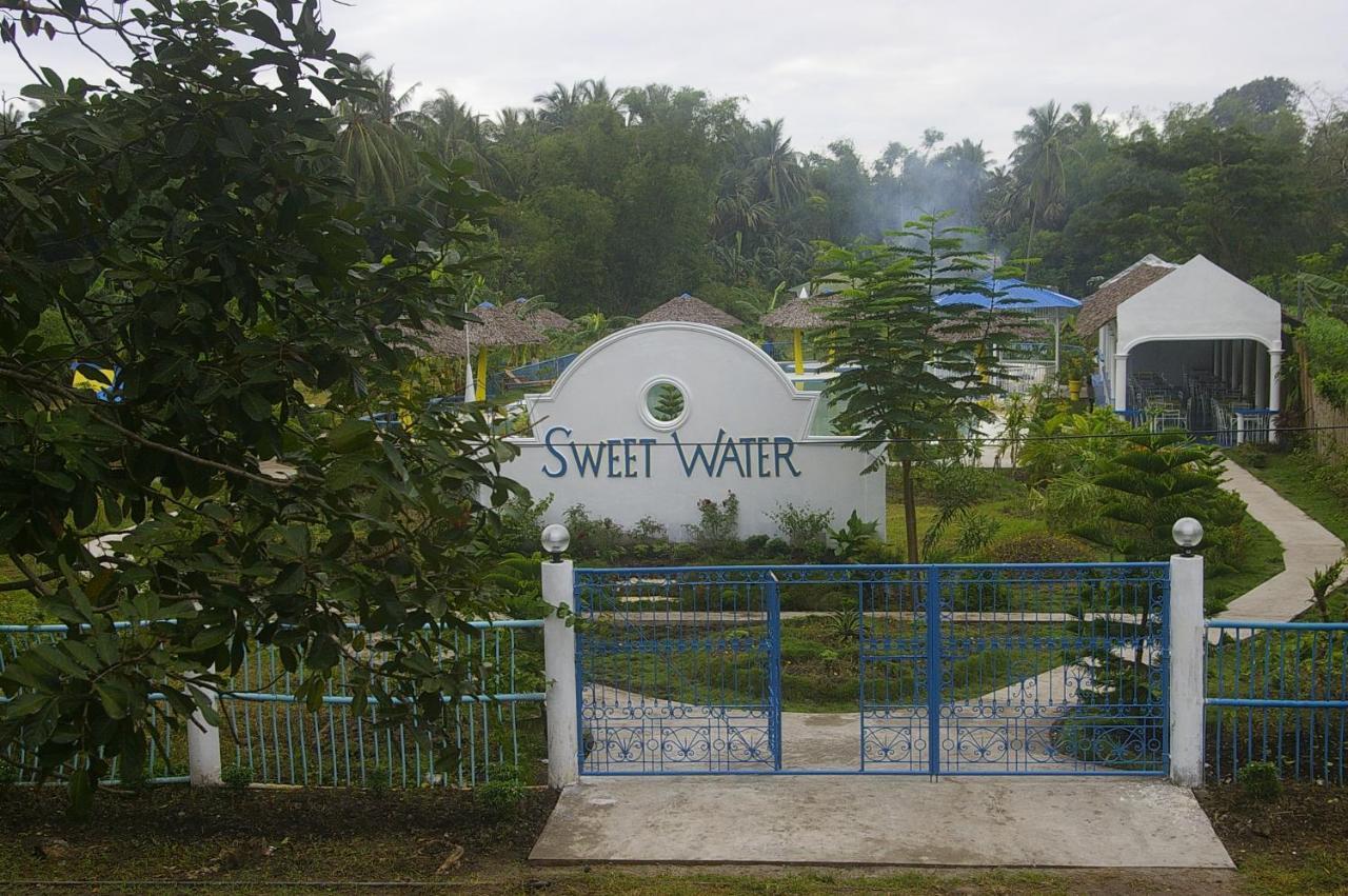 Sweetwater Resort Zamboanguita  Buitenkant foto