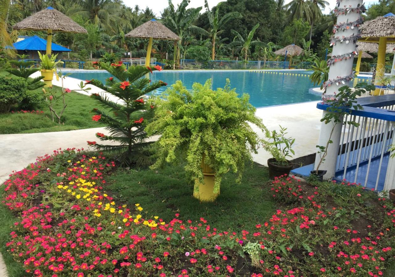 Sweetwater Resort Zamboanguita  Buitenkant foto
